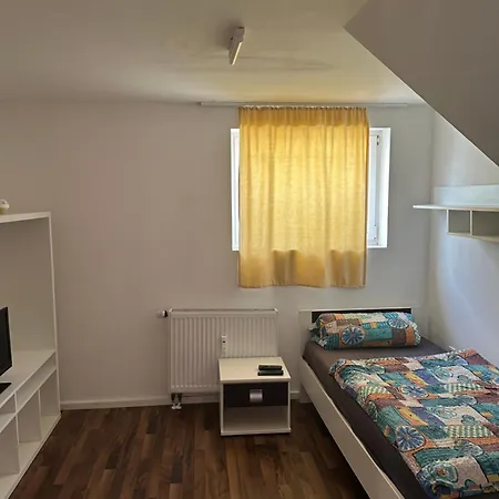 Higer Woerth am Rhein